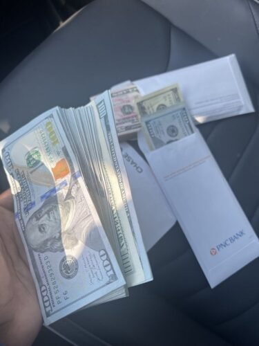 100 USD BILLS photo review