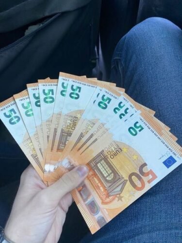 50 EURO BILLS photo review