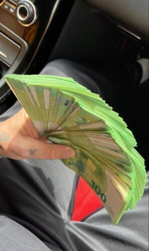 100 EURO BILLS photo review